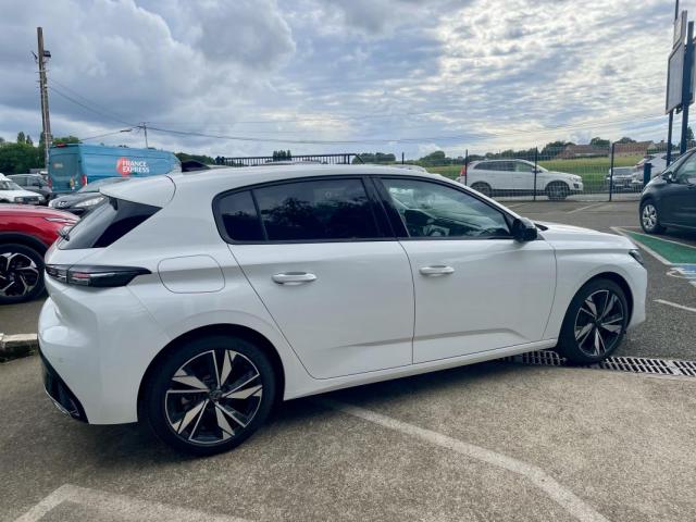 Peugeot 308 image 8