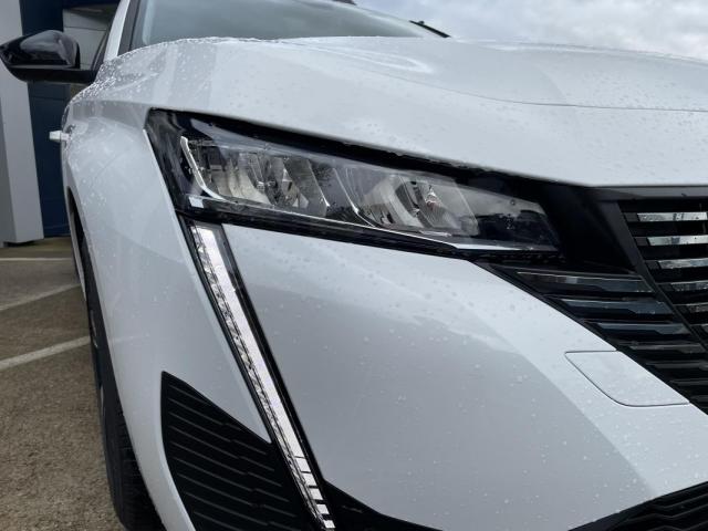 Peugeot 308 image 9