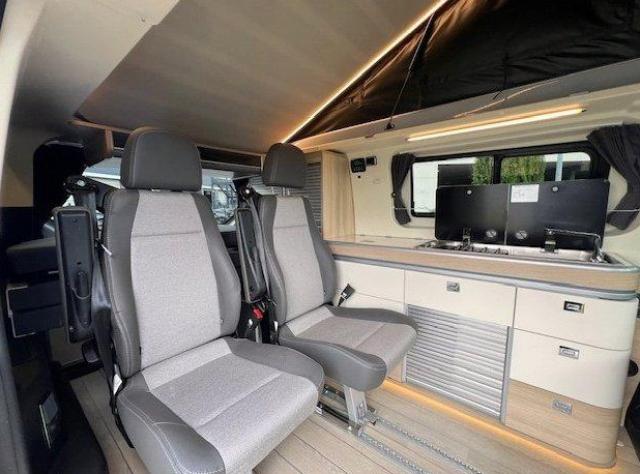 Ford Transit image 7