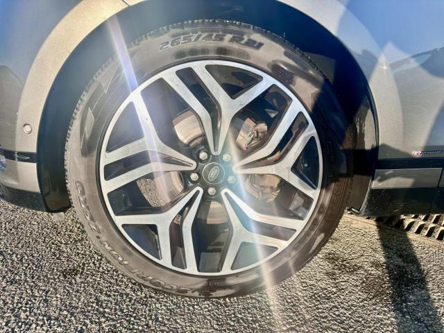 Land Rover Range Rover Velar image 8