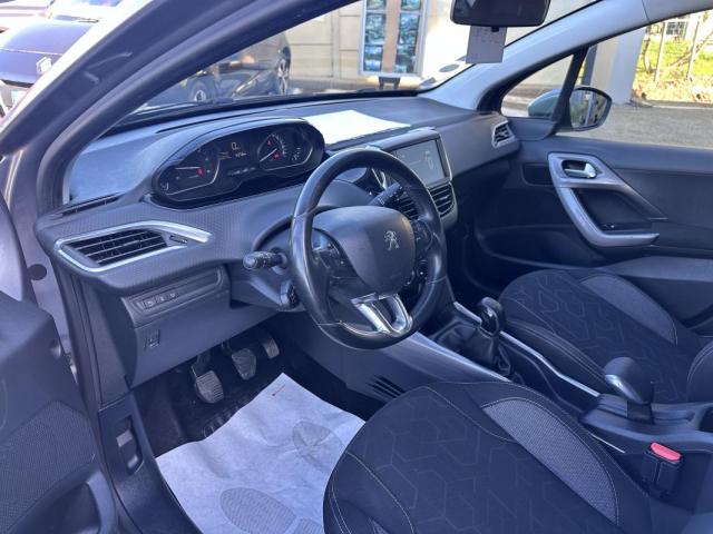 Peugeot 2008 image 1