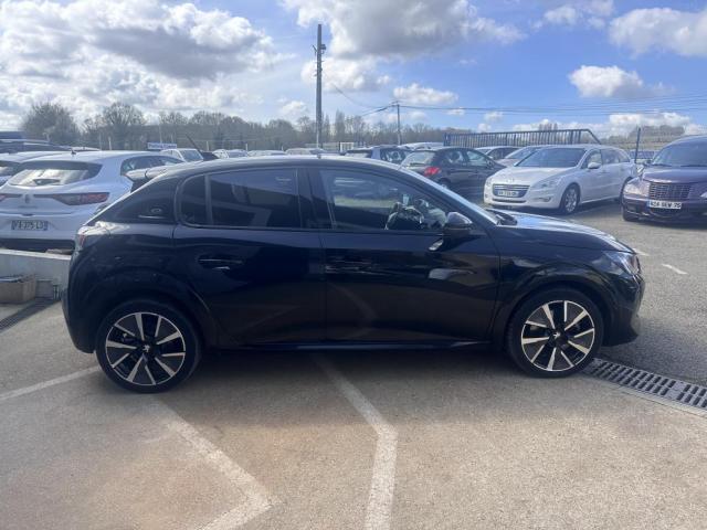 Peugeot 208 image 6