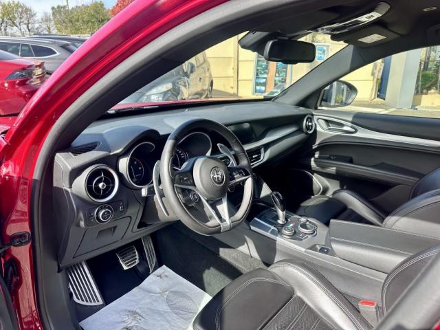 Alfa Romeo Stelvio image 7