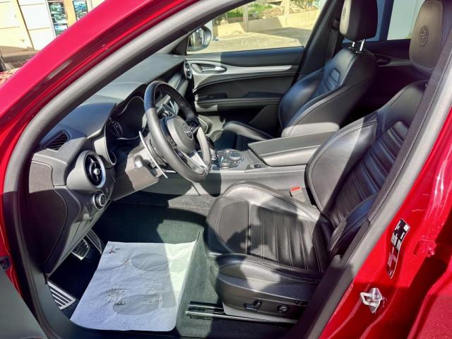 Alfa Romeo Stelvio image 5