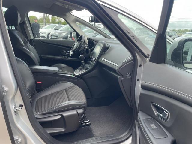 Renault Grand Scénic image 4