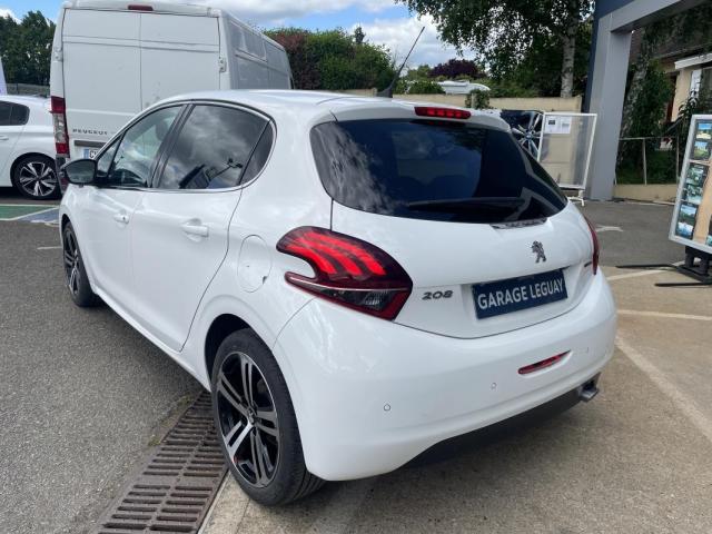 Peugeot 208 image 7