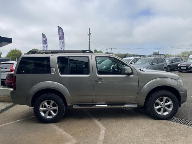 Nissan Pathfinder image 6