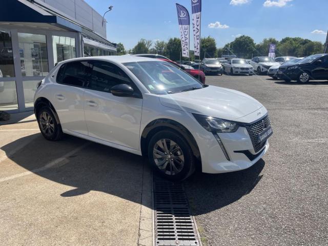 Peugeot 208 image 6