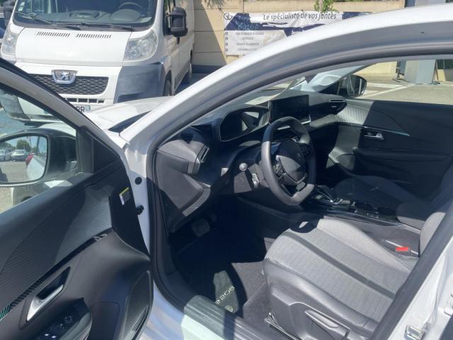 Peugeot 208 image 3