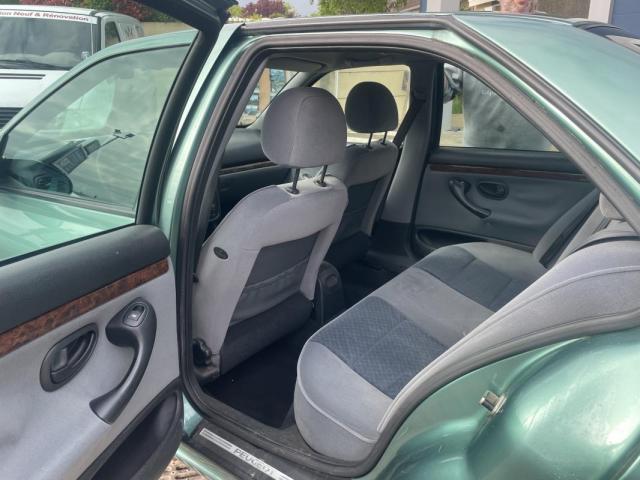 Peugeot 406 image 9