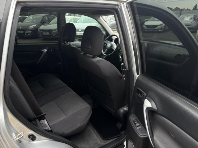 Toyota Rav4 image 4
