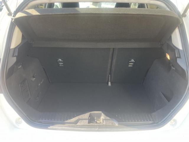 Ford Fiesta image 8