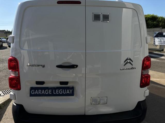 Citroen Jumpy image 2