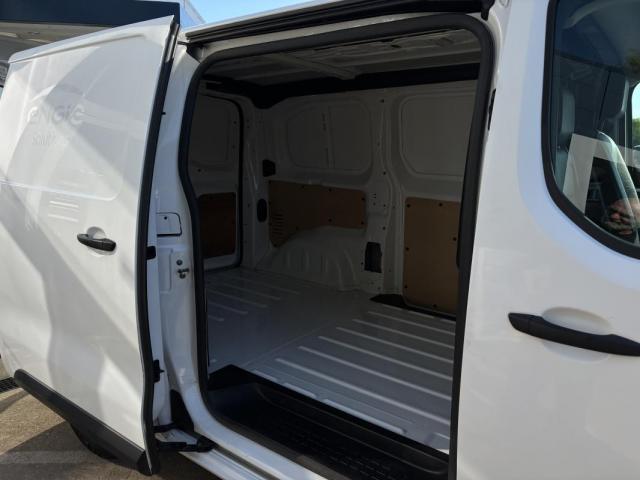 Citroen Jumpy image 3