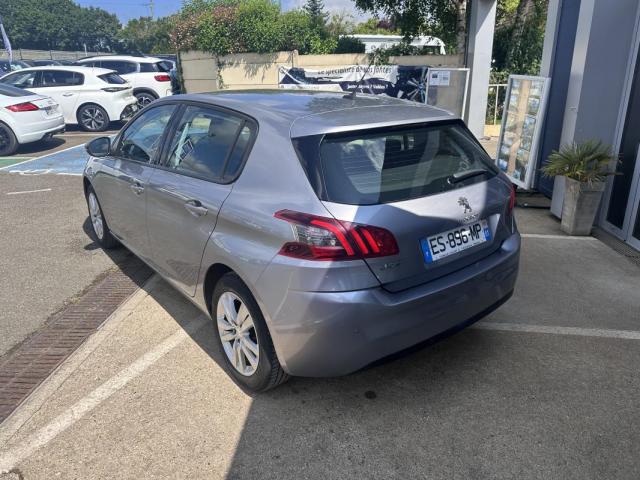 Peugeot 308 image 2