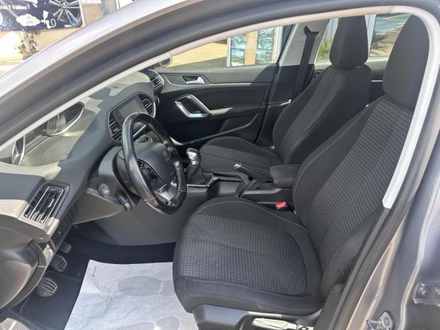 Peugeot 308 image 9