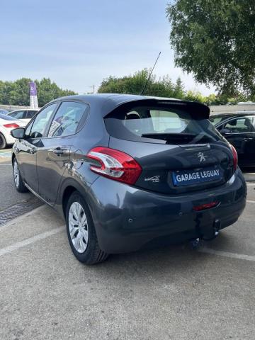 Peugeot 208 image 4