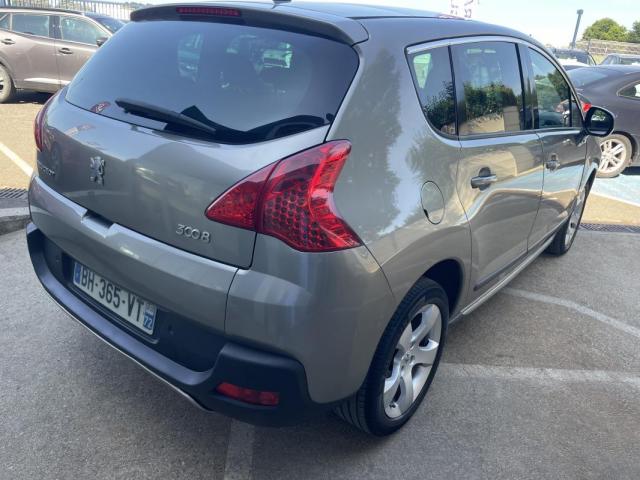 Peugeot 3008 image 1