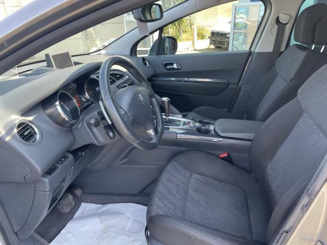 Peugeot 3008 image 3