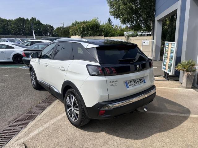 Peugeot 3008 image 3