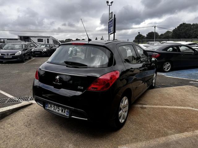 Peugeot 308 image 2