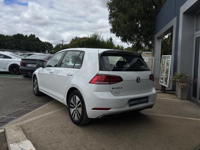 Volkswagen Golf image 5
