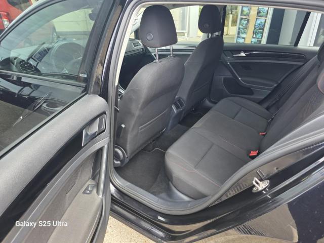Volkswagen Golf image 3