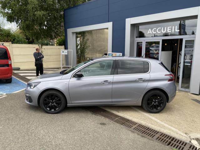 Peugeot 308 image 2