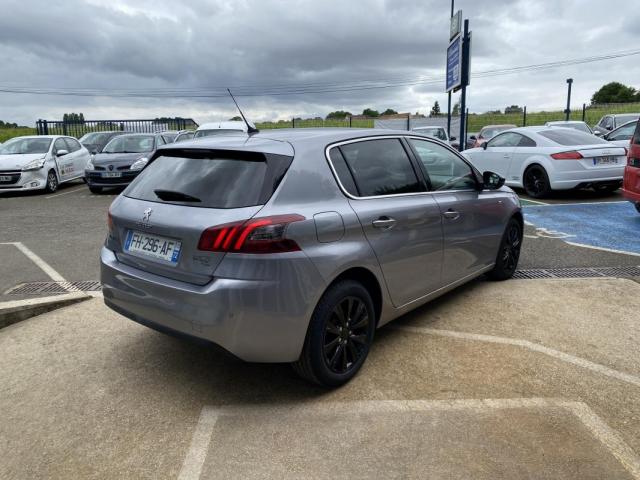 Peugeot 308 image 9