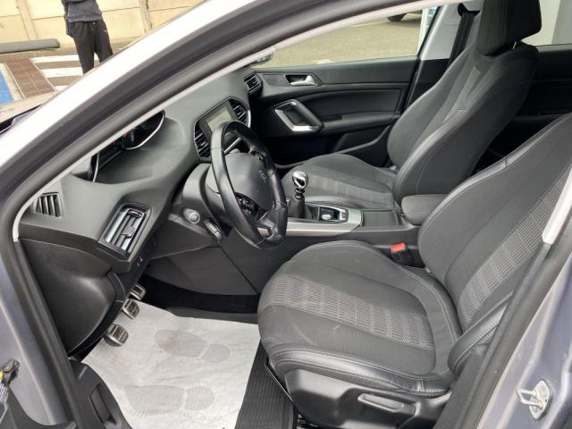 Peugeot 308 image 4