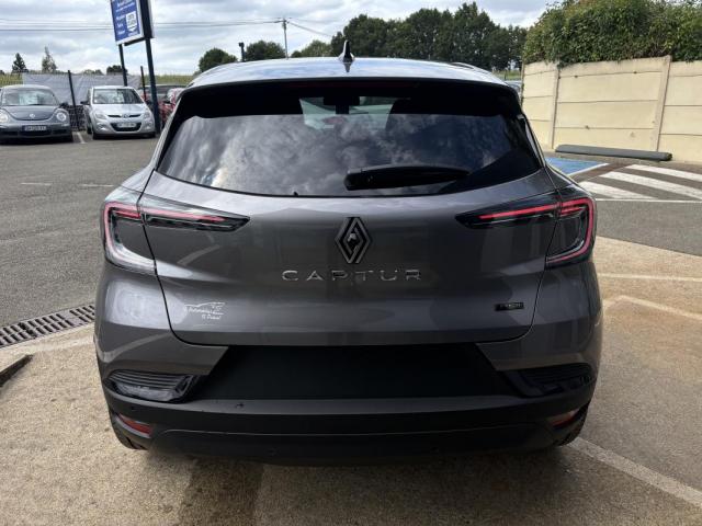 Renault Captur image 9