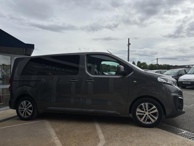 Peugeot Traveller image 3