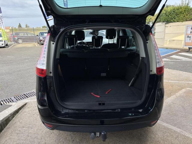 Renault Grand Scénic image 1