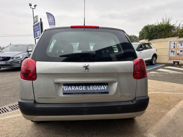 Peugeot 207 Sw image 1