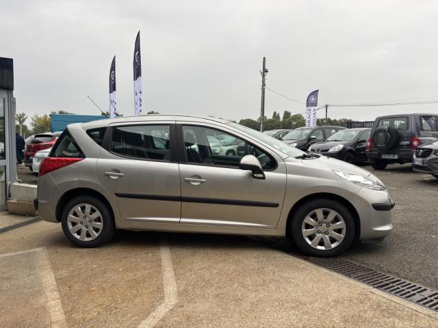 Peugeot 207 Sw image 8