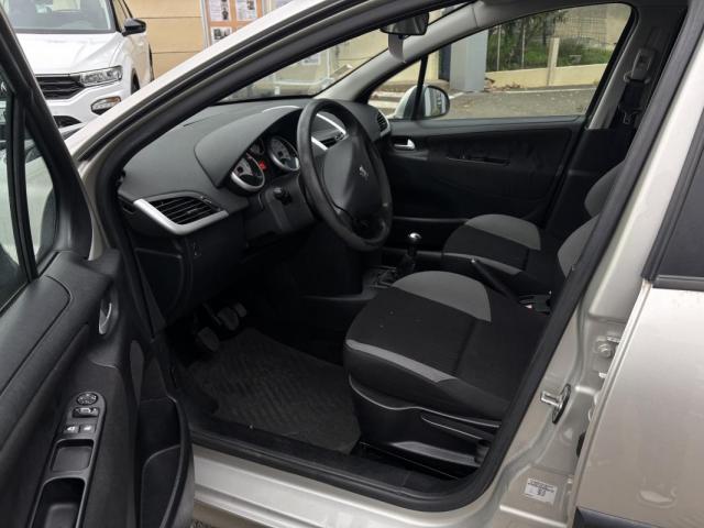 Peugeot 207 Sw image 7
