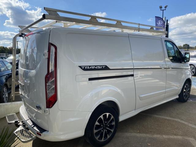 Ford Transit Custom image 5
