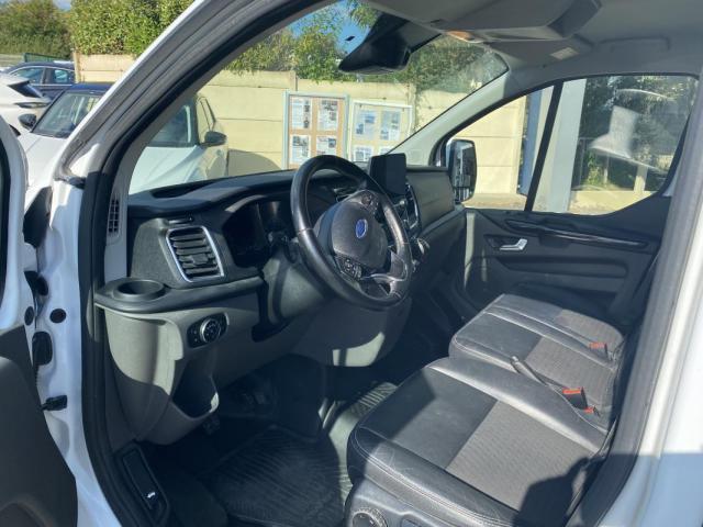 Ford Transit Custom image 2