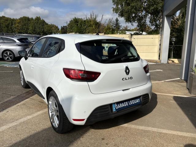 Renault Clio image 2