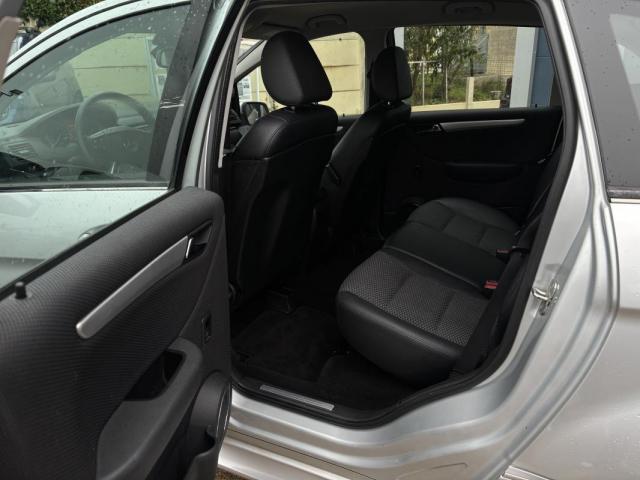 Mercedes Benz B 180 image 9