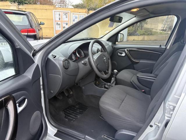 Dacia Duster image 9