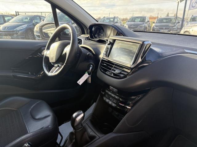 Peugeot 208 image 5