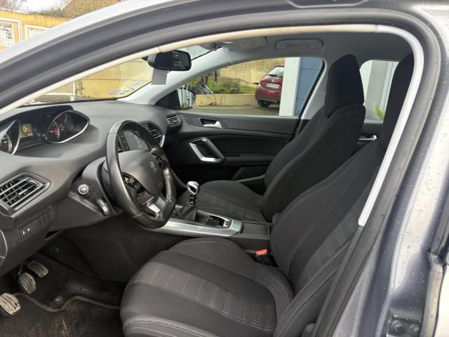 Peugeot 308 image 9