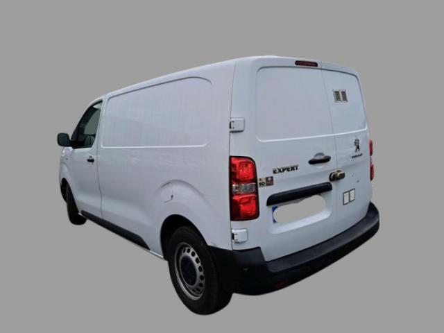 Peugeot Expert image 2