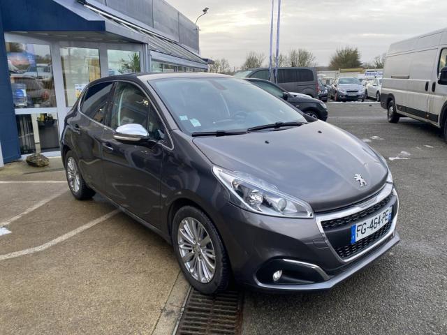 Peugeot 208 image 6