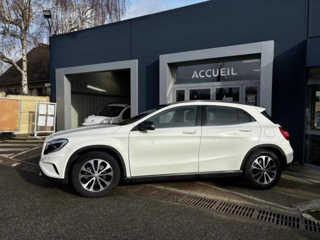 Mercedes Benz Gla image 8