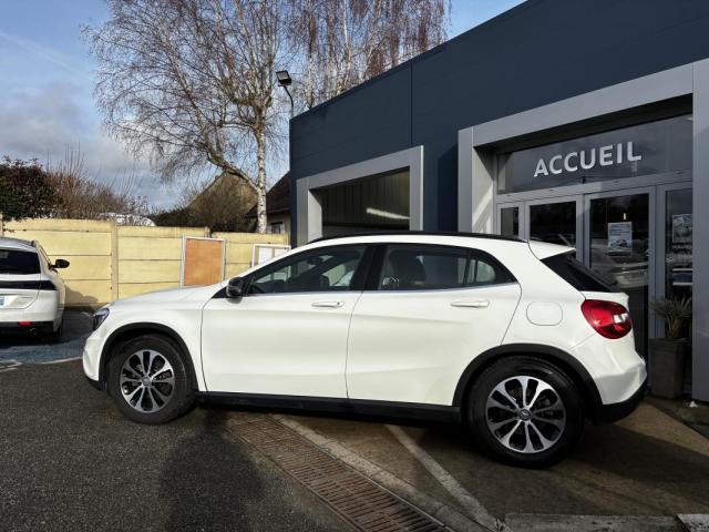 Mercedes Benz Gla image 5