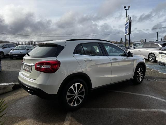 Mercedes Benz Gla image 7