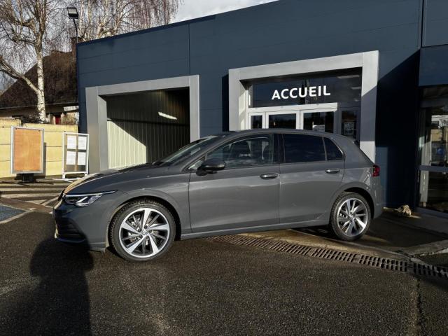 Volkswagen Golf image 9