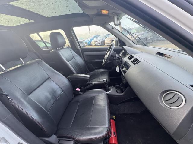 Suzuki Swift image 3